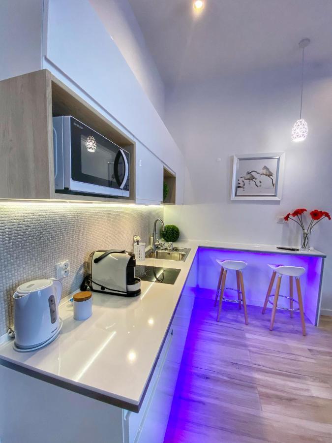 Apartament Bialy Z Jacuzzi คราคูฟ ภายนอก รูปภาพ