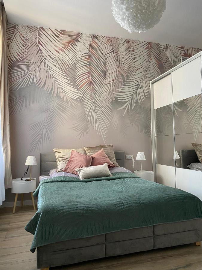 Apartament Bialy Z Jacuzzi คราคูฟ ภายนอก รูปภาพ