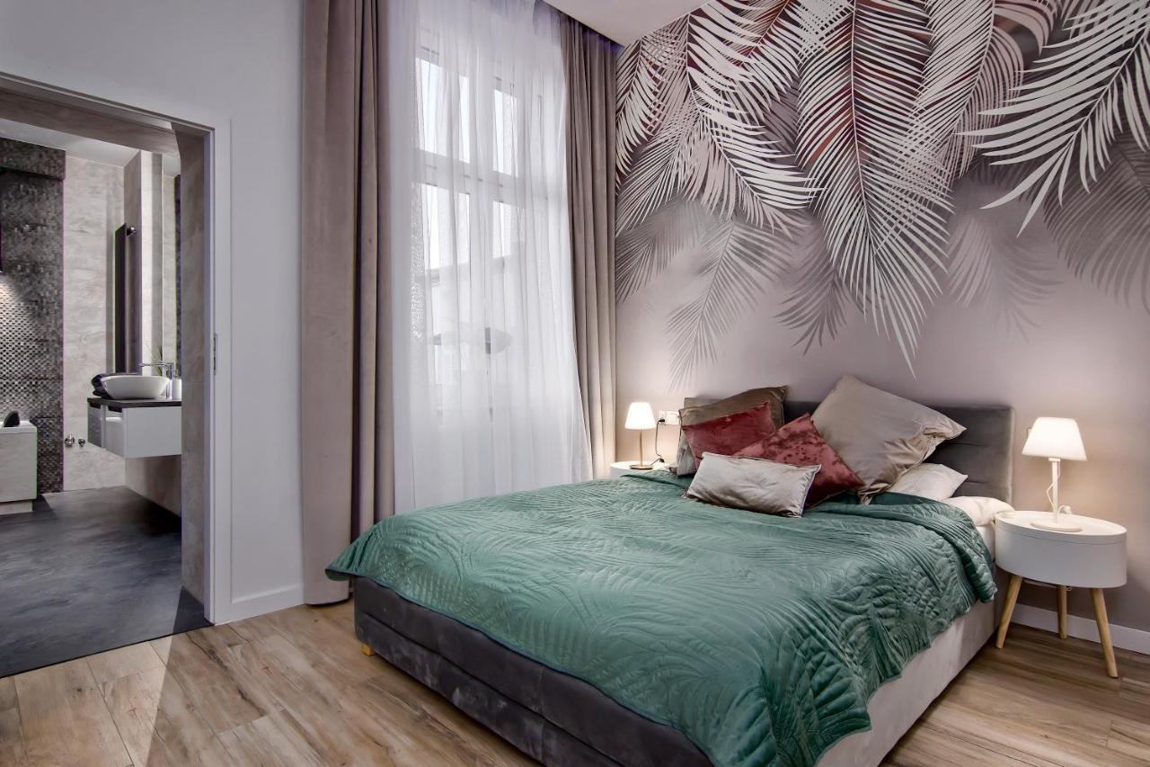 Apartament Bialy Z Jacuzzi คราคูฟ ภายนอก รูปภาพ